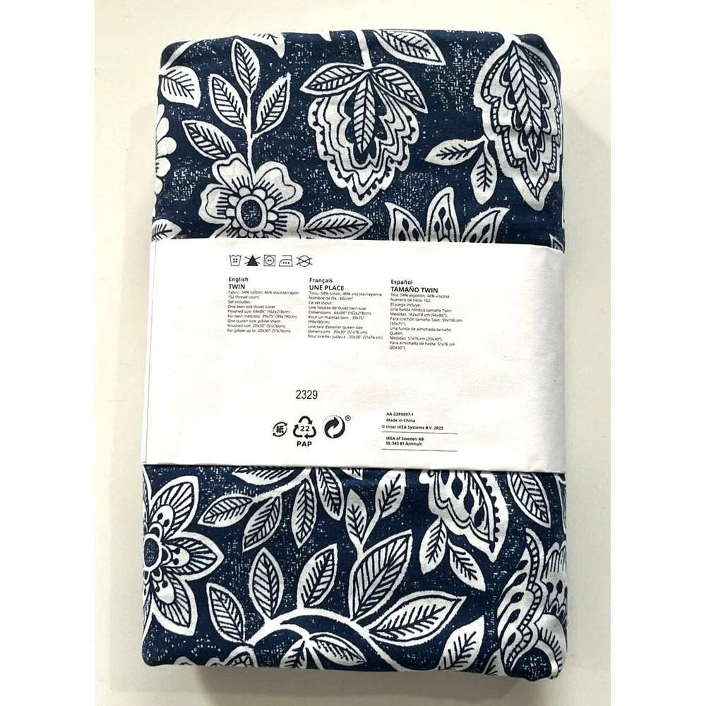 New Ikea GLESSTARR Twin Duvet cover and pillowcase dark blue/white Floral